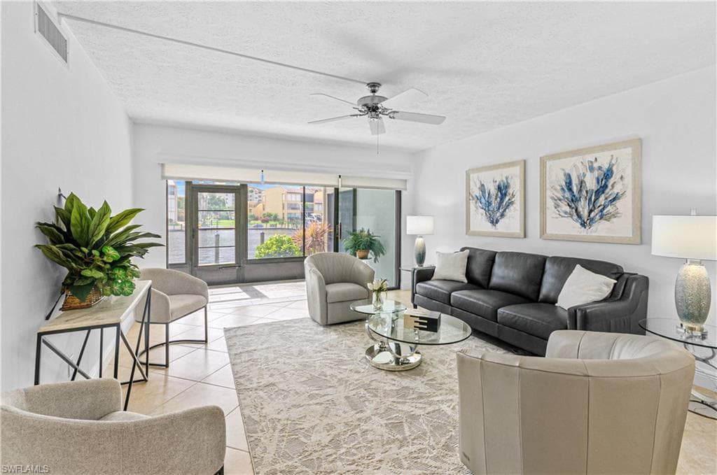 4005 19th PL B-4 CAPE CORAL, FL 33904