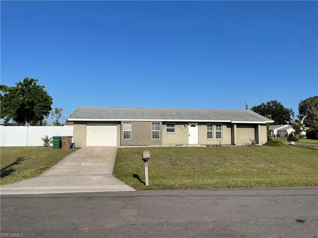 2906 SE 10th AVE CAPE CORAL, FL 33904