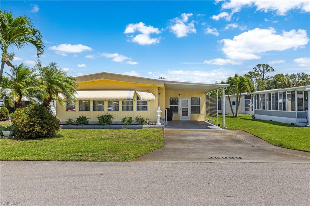 26080 Kings RD BONITA SPRINGS, FL 34135