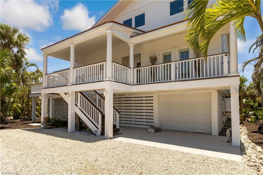 450 Sea Walk CT SANIBEL, FL 33957
