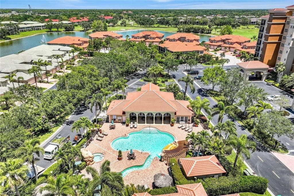 604 El Camino Real 9-101 NAPLES, FL 34119