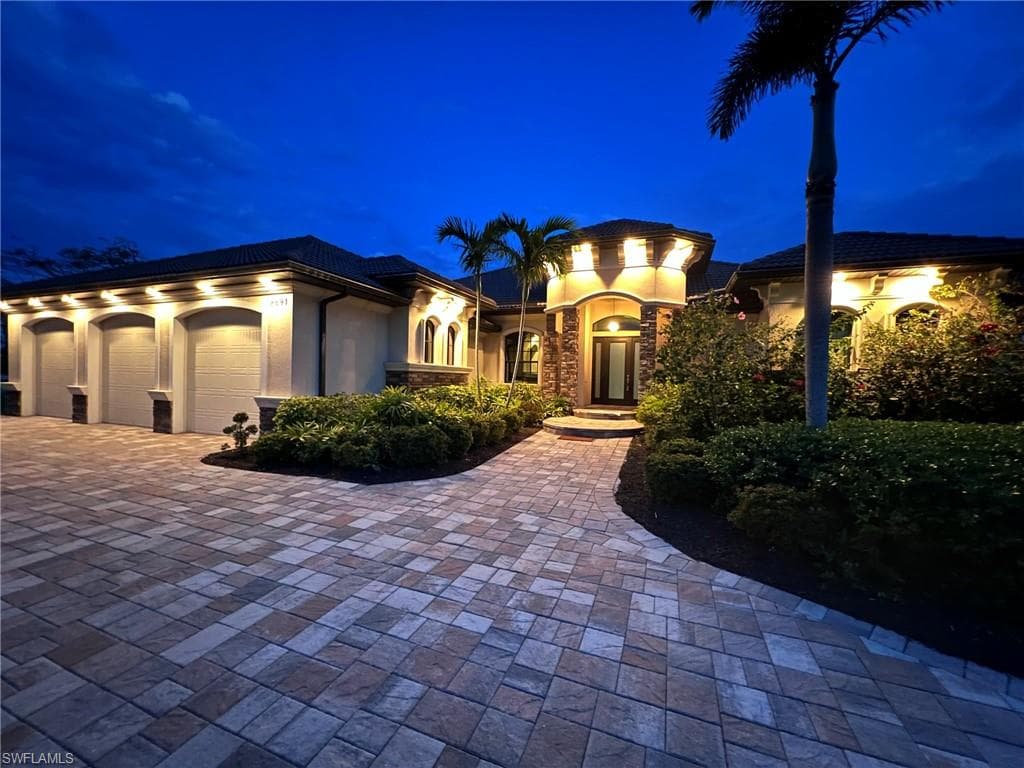 8691 Belle Meade DR FORT MYERS, FL 33908