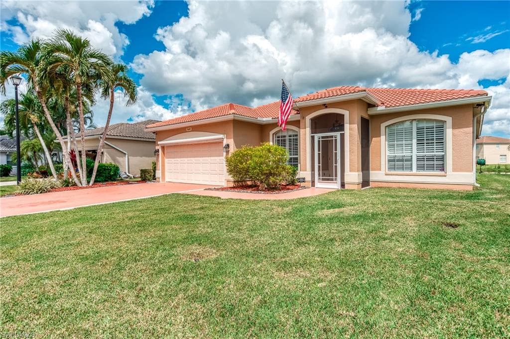 7683 Cameron CIR FORT MYERS, FL 33912