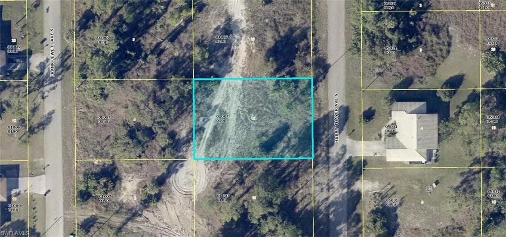 518 Harry Thayer AVE S LEHIGH ACRES, FL 33974