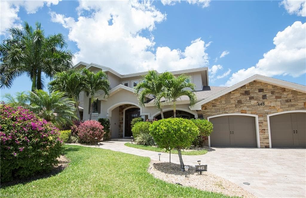 445 Palm River BLVD NAPLES, FL 34110