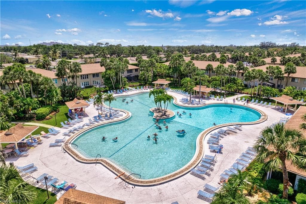 4050 Ice Castle WAY 7 NAPLES, FL 34112