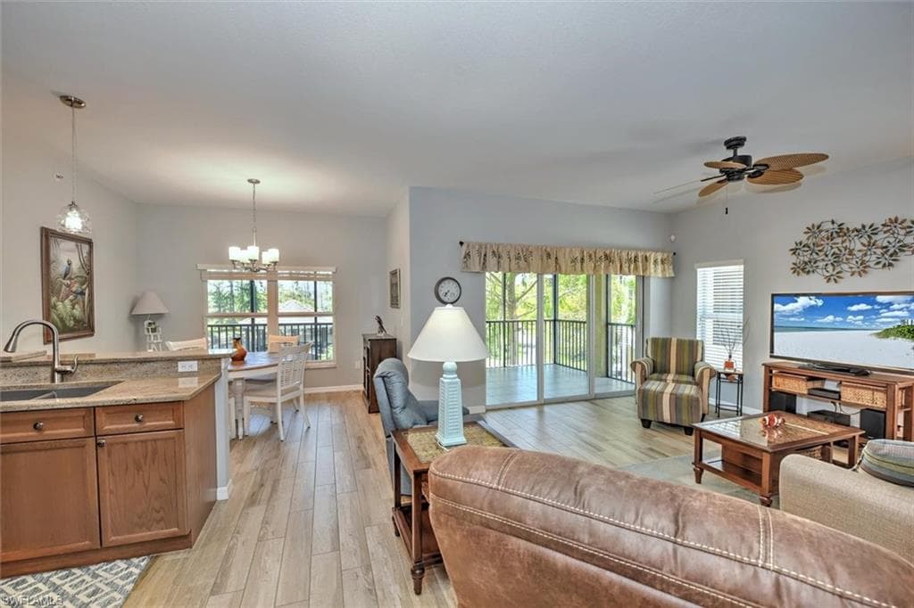 10041 Lake Cove DR 101 FORT MYERS, FL 33908