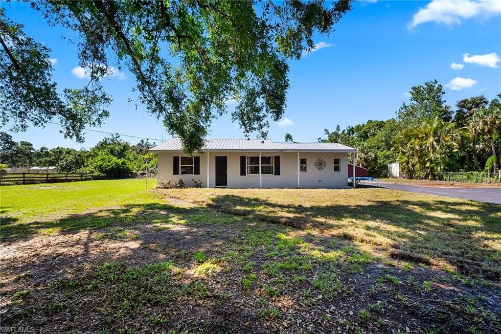 12100 Coyle RD FORT MYERS, FL 33905