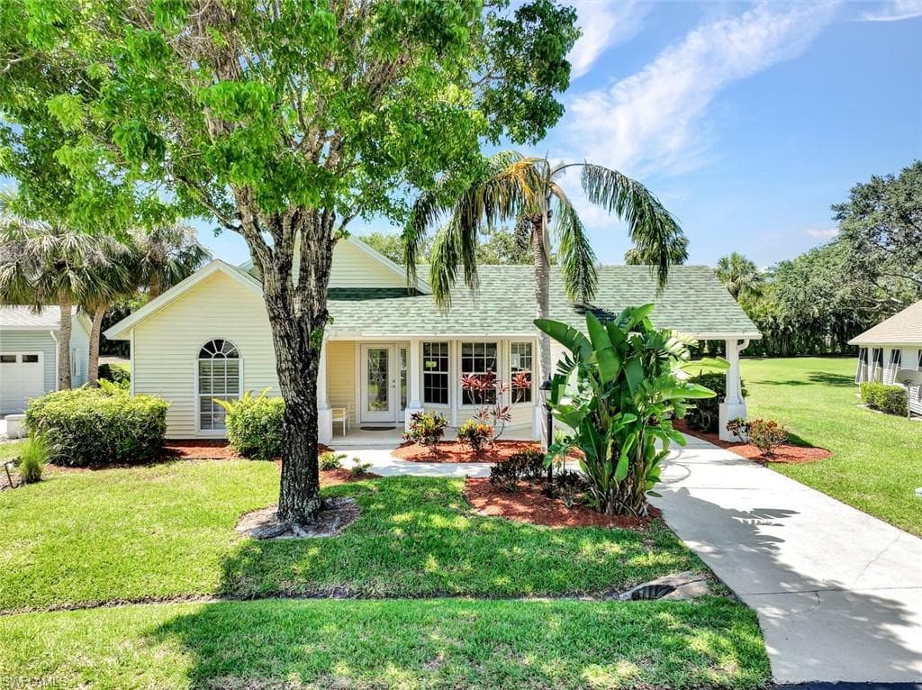 26130 Bonita Fairways CIR BONITA SPRINGS, FL 34135