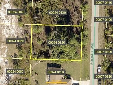 946 Foxdale AVE LEHIGH ACRES, FL 33974
