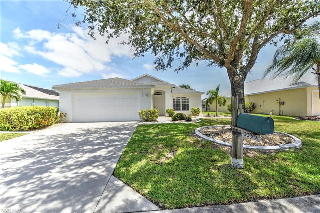 15595 Beach Pebble Way FORT MYERS, FL 33908
