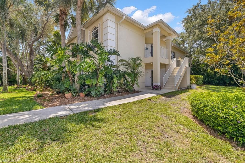 1270 Shady Rest LN 101 NAPLES, FL 34103