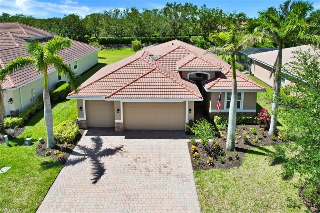 13300 Seaside Harbour DR NORTH FORT MYERS, FL 33903