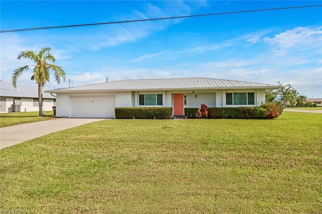 125 SE 40th ST CAPE CORAL, FL 33904