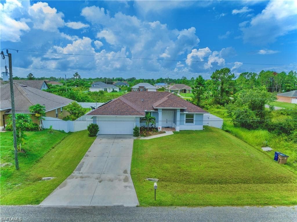 3417 16th ST SW LEHIGH ACRES, FL 33976