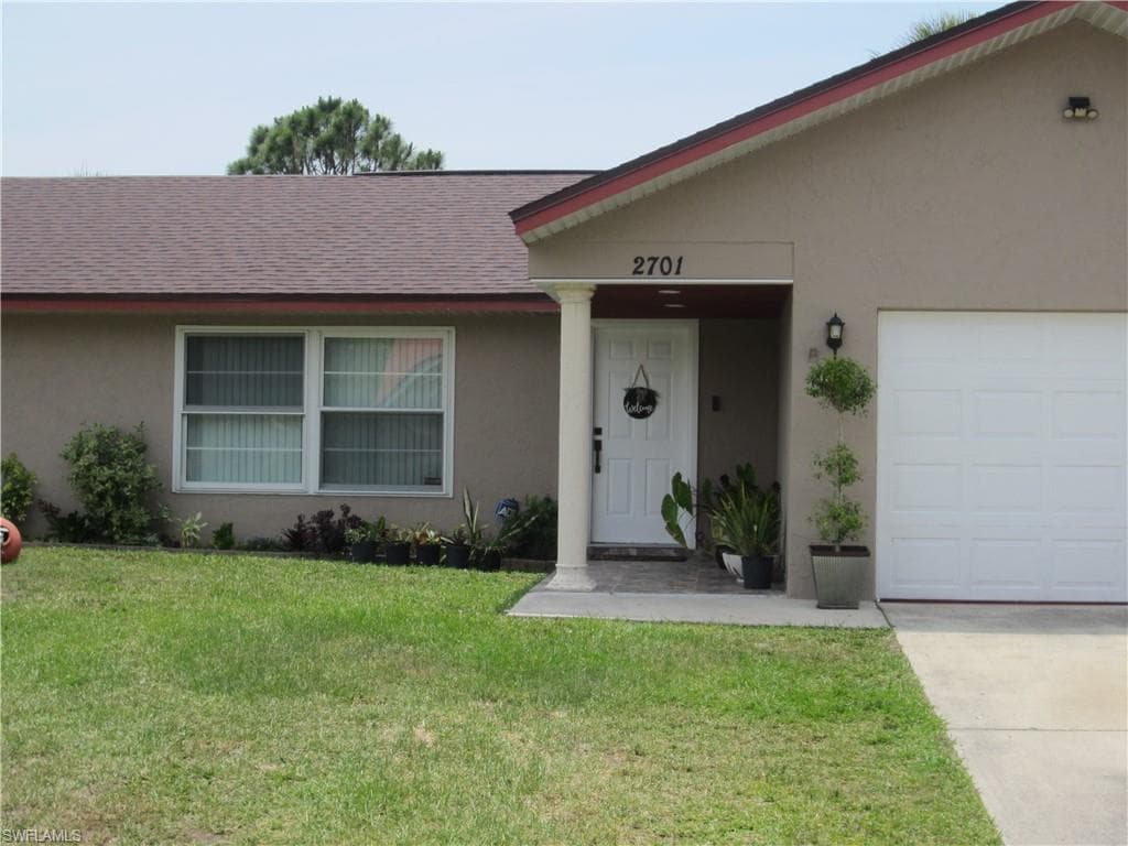 2701 6th ST W LEHIGH ACRES, FL 33971
