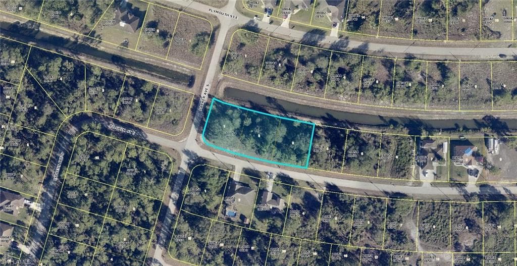 1021 Pilgrim ST E LEHIGH ACRES, FL 33974