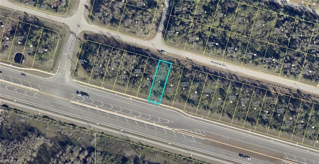 2712 Meadow RD LEHIGH ACRES, FL 33974