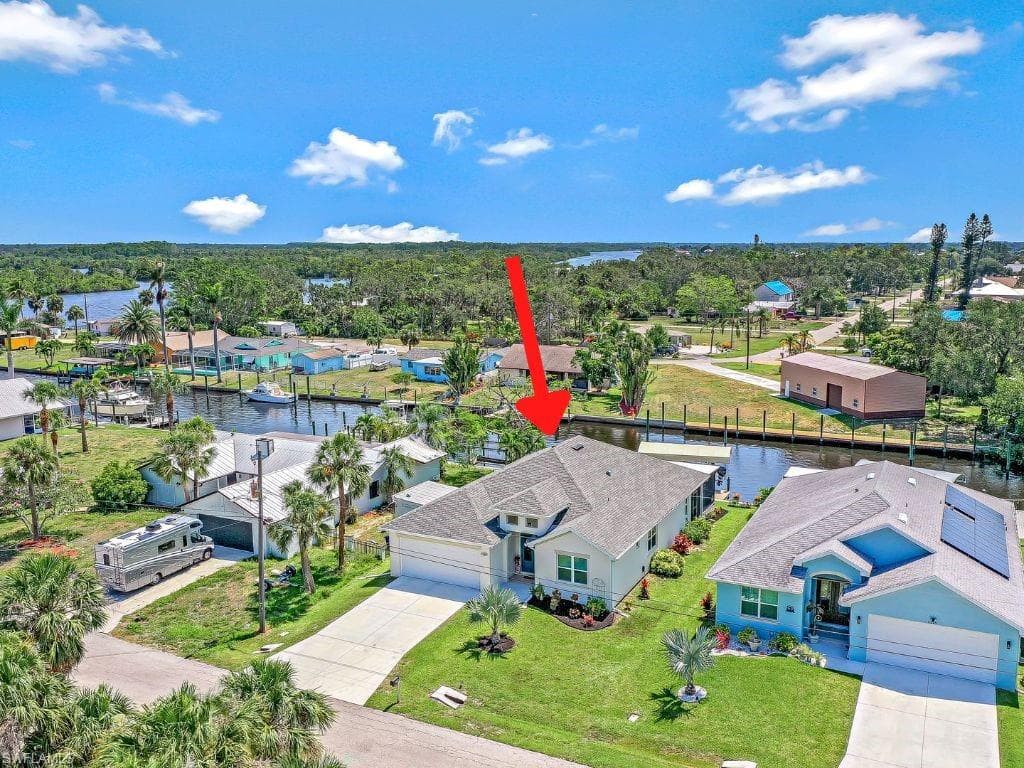 2214 Isle Of Pines AVE FORT MYERS, FL 33905