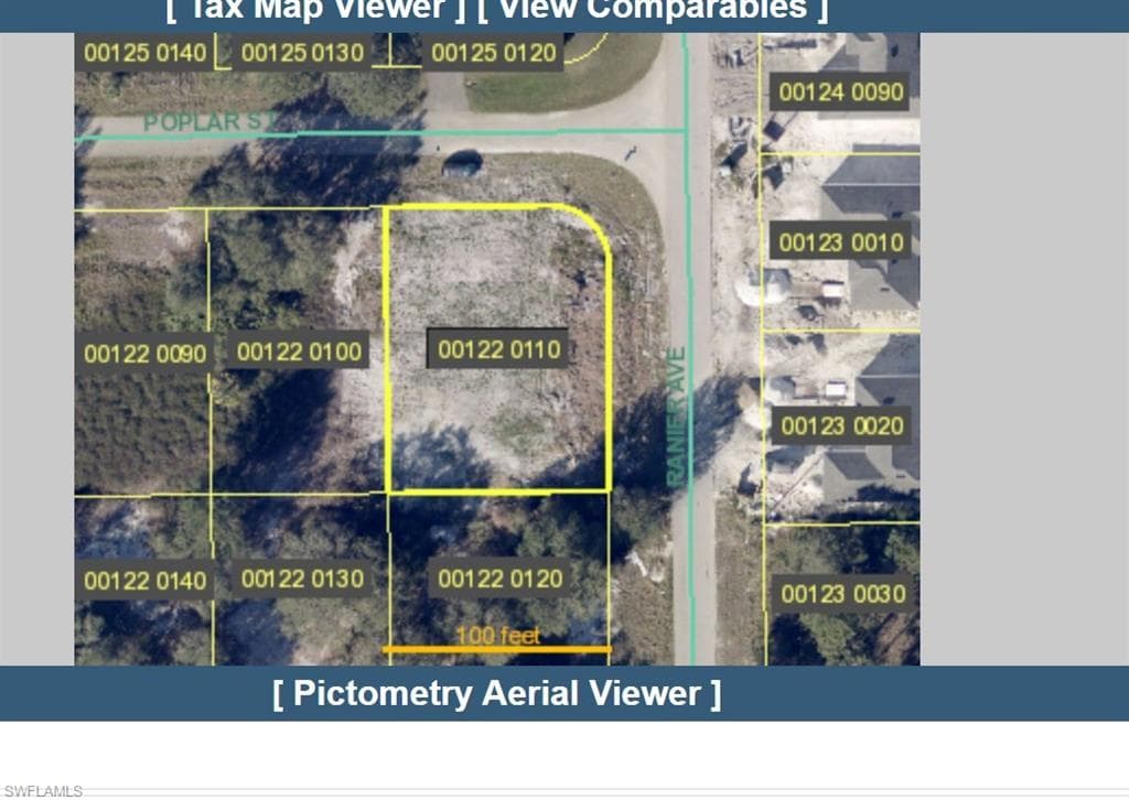 452 Poplar ST LEHIGH ACRES, FL 33974