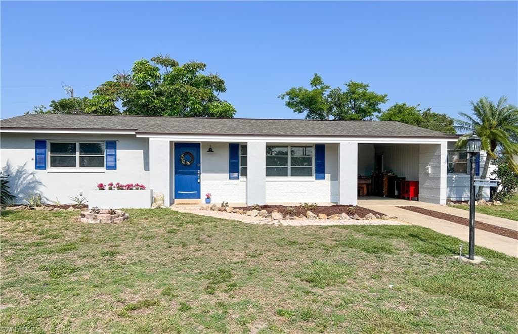 332 Dellwood AVE LEHIGH ACRES, FL 33936