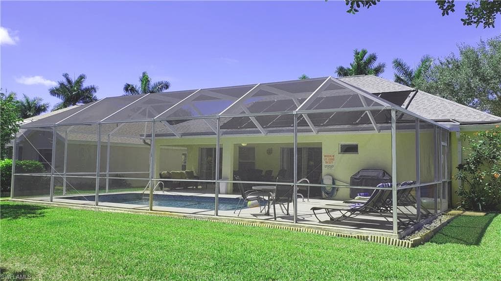 1487 Vintage LN NAPLES, FL 34104