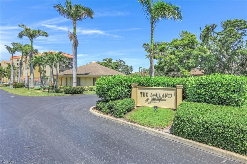 7119 Lakeridge View CT 303