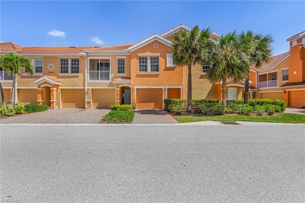 1800 Concordia Lake CIR 2308 CAPE CORAL, FL 33909