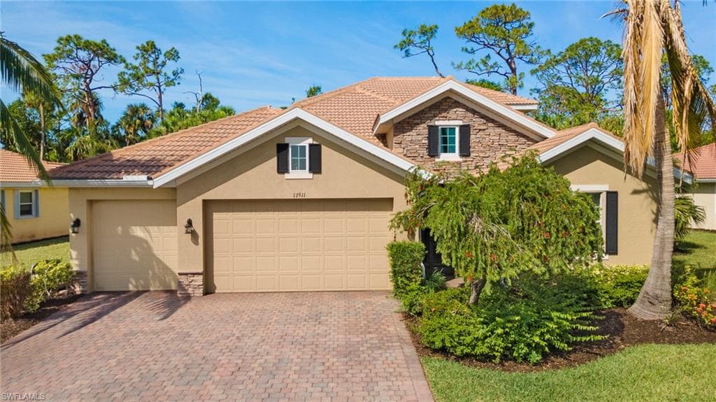 12911 Olde Banyon BLVD NORTH FORT MYERS, FL 33903