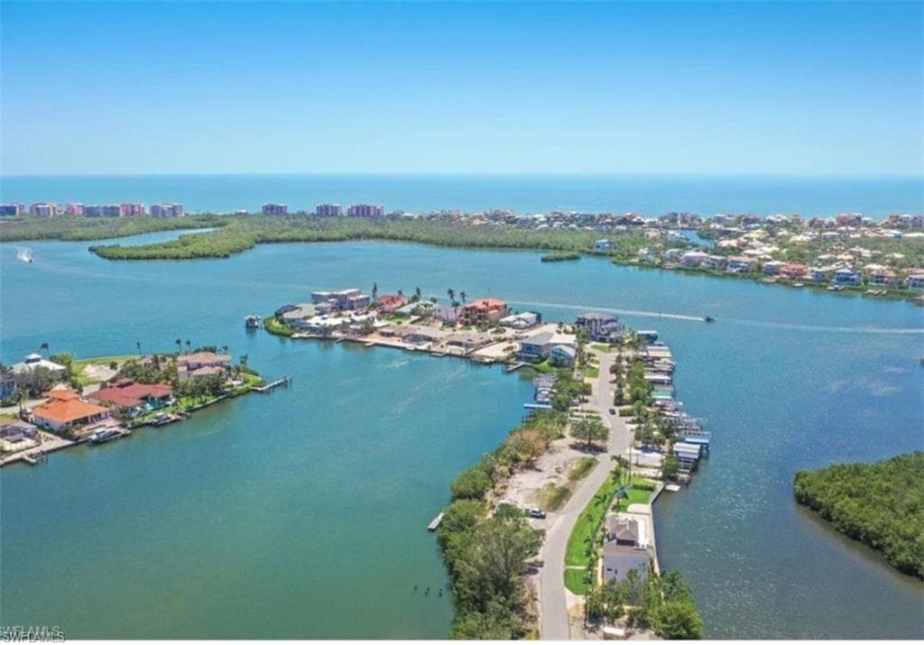 267 3rd ST BONITA SPRINGS, FL 34134