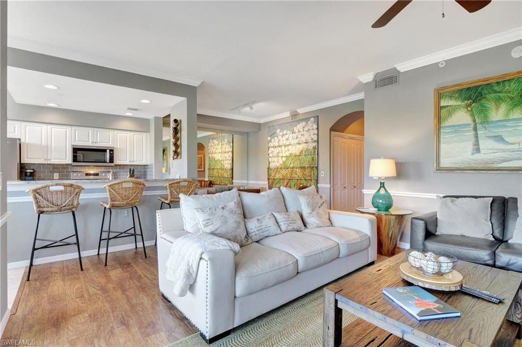 8600 Cedar Hammock CIR 1313 NAPLES, FL 34112
