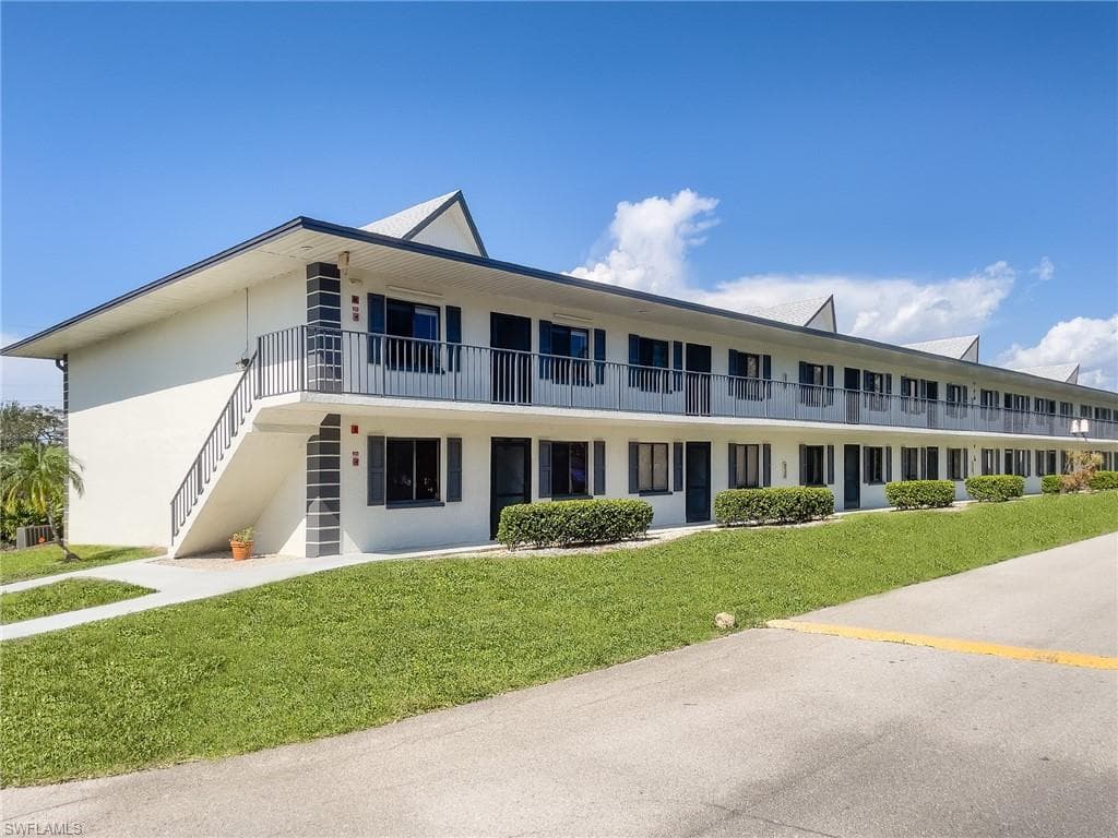 1155 Rosemary CT B201 NAPLES, FL 34103