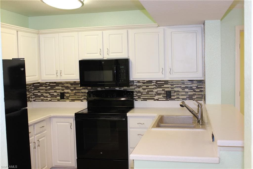 8271 Key Royal CIR 924 NAPLES, FL 34119