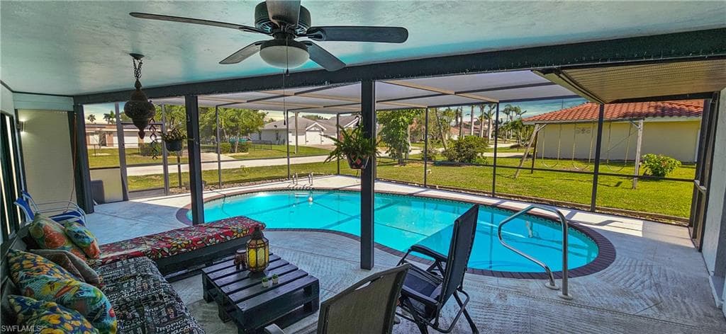 2316 Everest PKWY CAPE CORAL, FL 33904