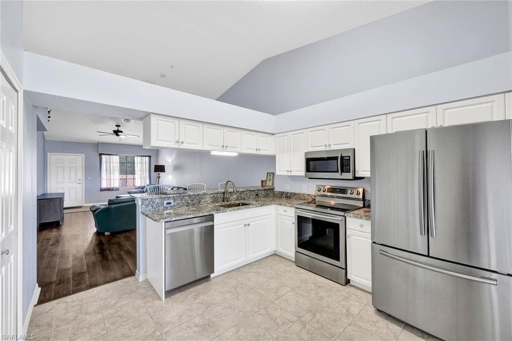 26670 Rosewood Pointe DR 202 BONITA SPRINGS, FL 34135