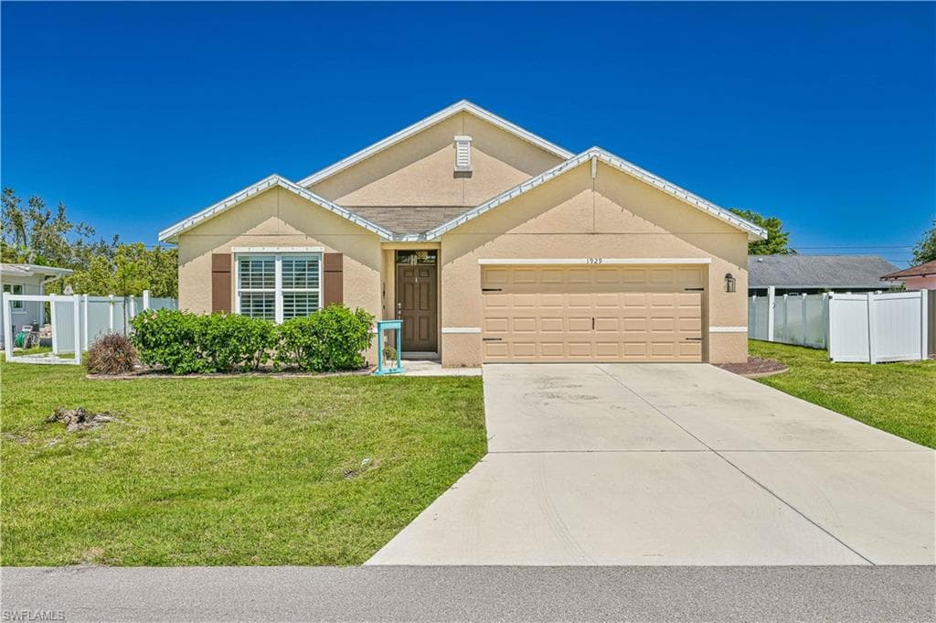 1929 SE 8th AVE CAPE CORAL, FL 33990