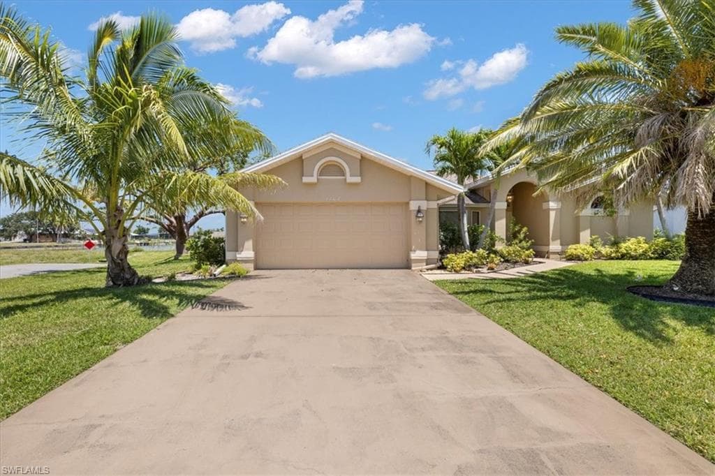 1107 SE 1st TER CAPE CORAL, FL 33990