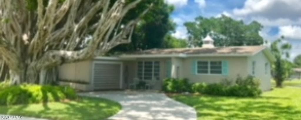4251 Lagg AVE FORT MYERS, FL 33901