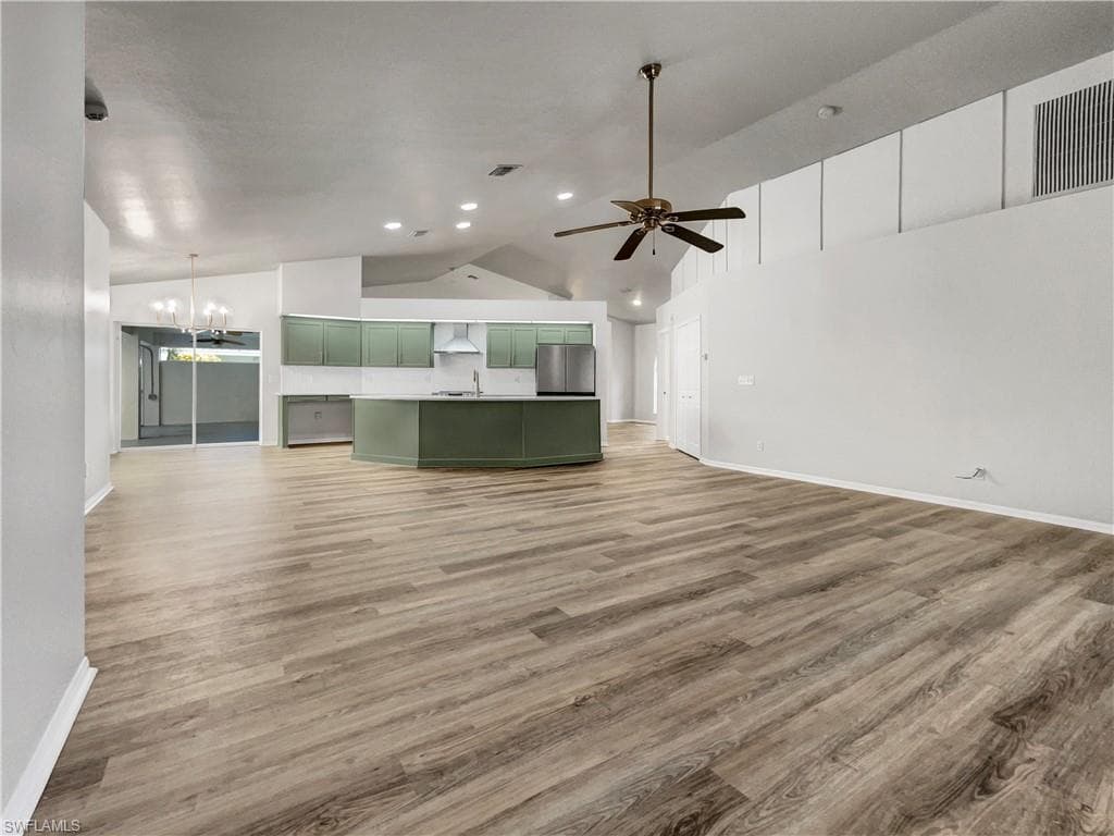 4112 Country Club BLVD CAPE CORAL, FL 33904