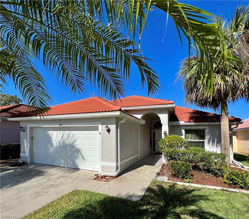 181 Sabal Lake DR NAPLES, FL 34104