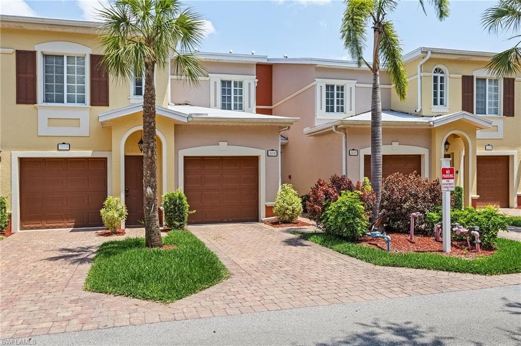 20221 Estero Gardens CIR 104 ESTERO, FL 33928