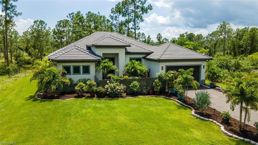 2572 Randall BLVD NAPLES, FL 34120