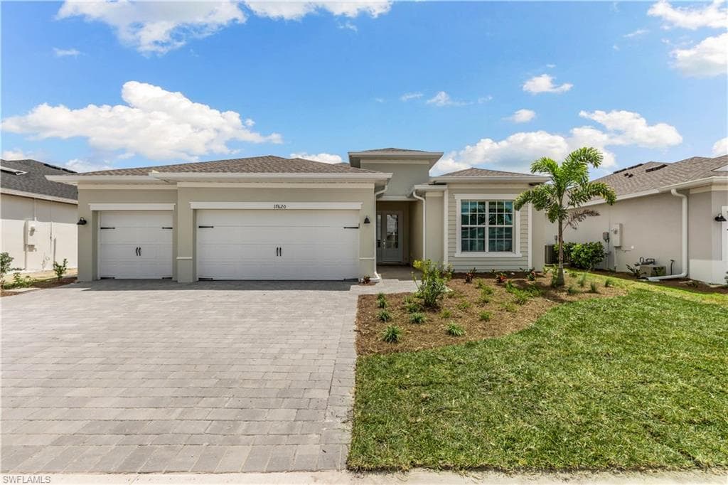 17620 Palmetto Pass LN Babcock Ranch, FL 33982