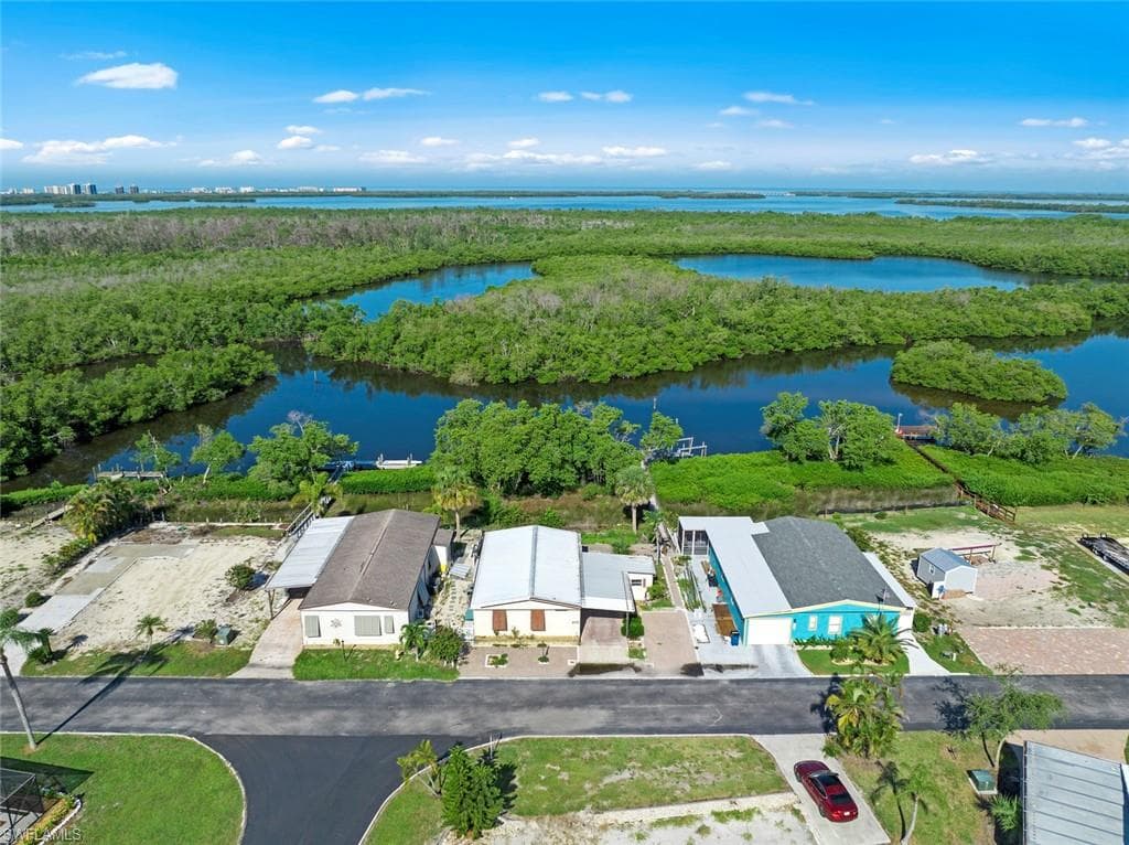 4749 Tahiti DR BONITA SPRINGS, FL 34134