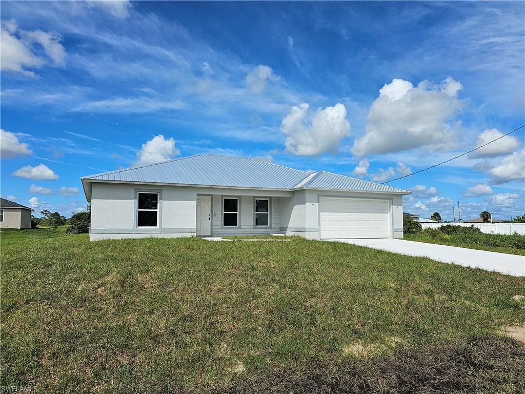 9030 Green CIR LABELLE, FL 33935