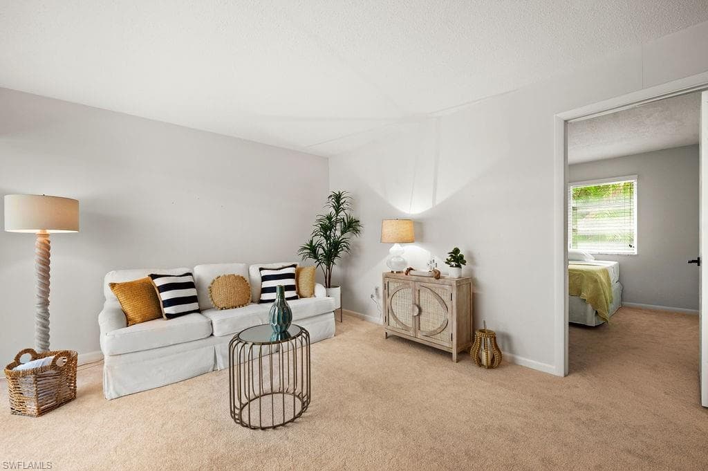 1964 Alamanda DR 2 NAPLES, FL 34102