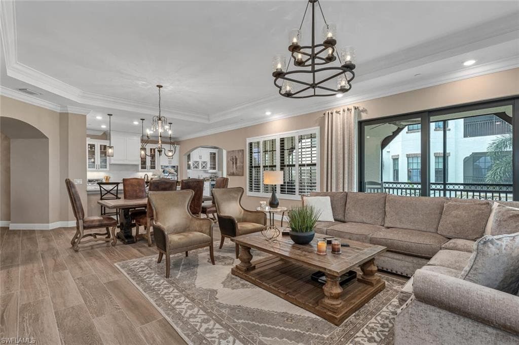 16375 Viansa WAY 102 NAPLES, FL 34110