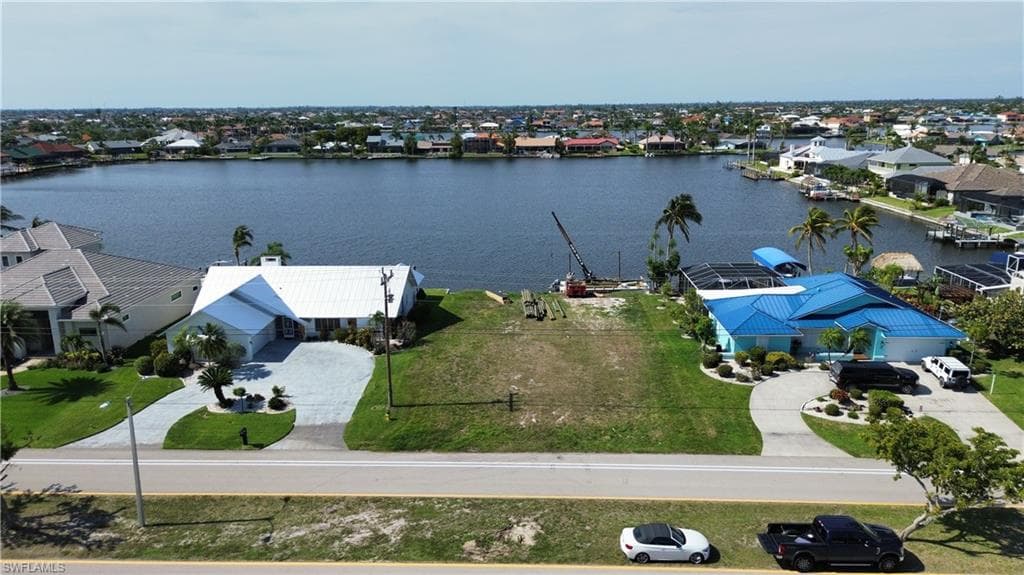 617 El Dorado PKWY W CAPE CORAL, FL 33914