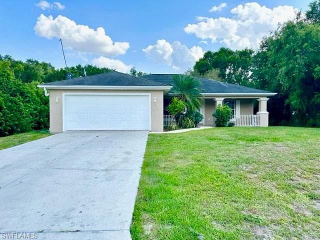 2811 51st ST W LEHIGH ACRES, FL 33971