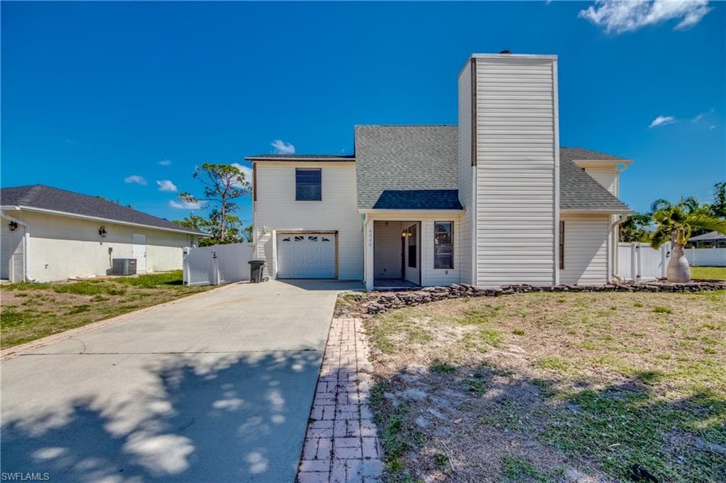 4648 Sierra LN BONITA SPRINGS, FL 34134
